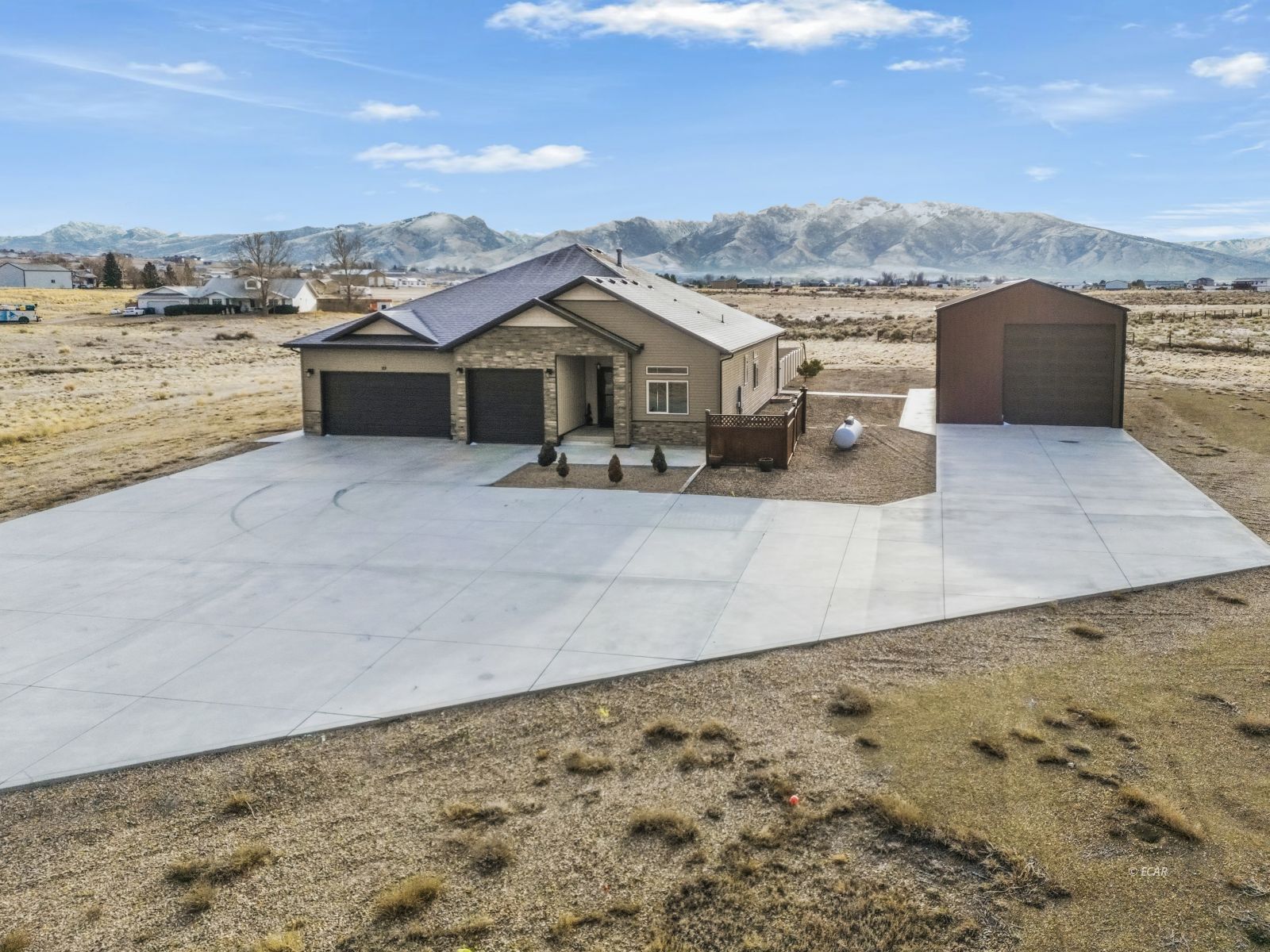 22 Gallinas Drive Property Photo 2