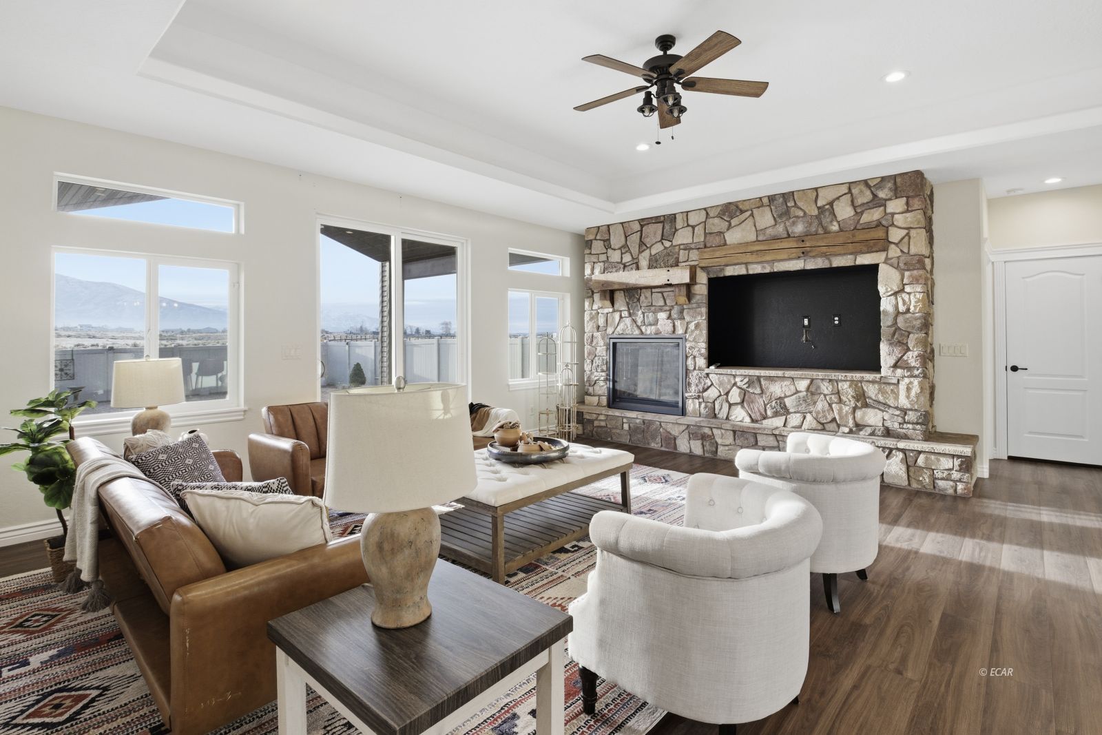 22 Gallinas Drive Property Photo 14