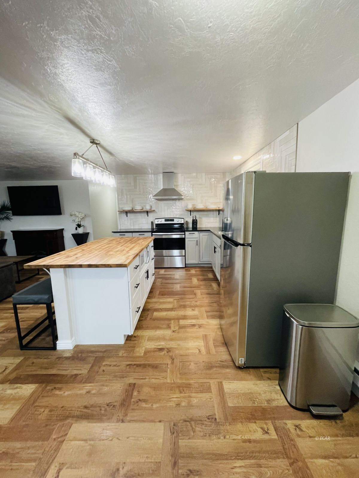 2279 Gurley Drive Property Photo 5