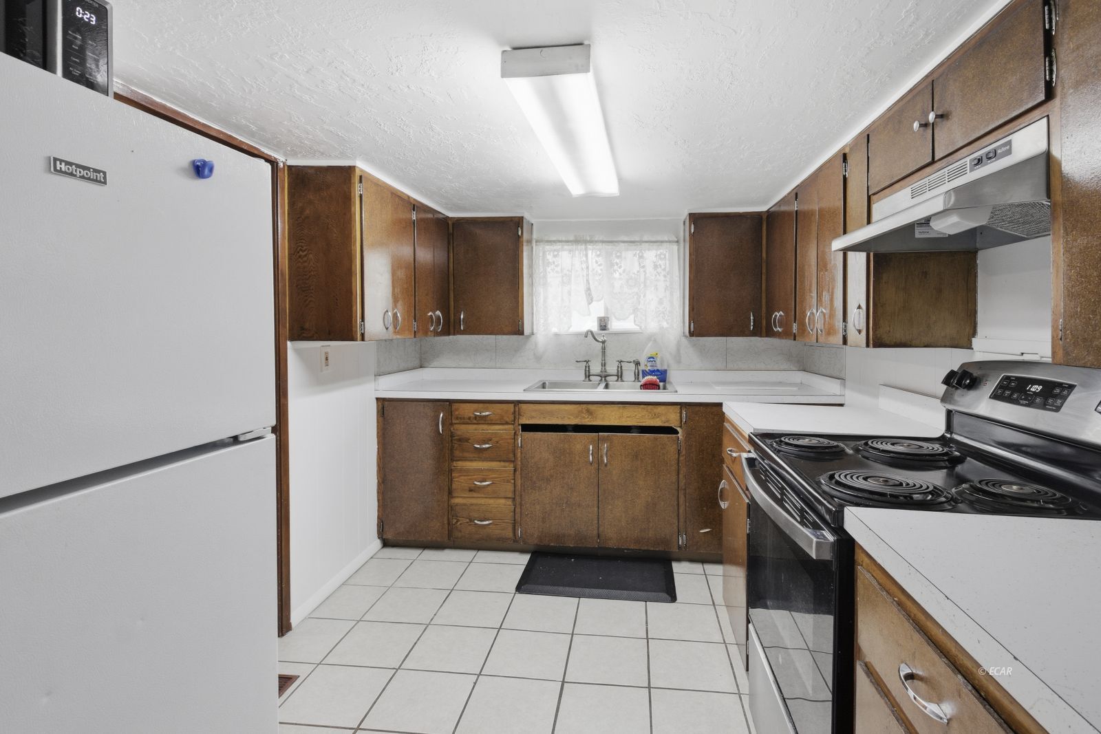 774 Carlin Court Property Photo 7