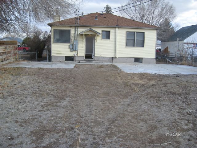 268 5th Street Property Photo 3