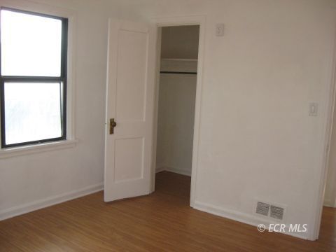 268 5th Street Property Photo 13