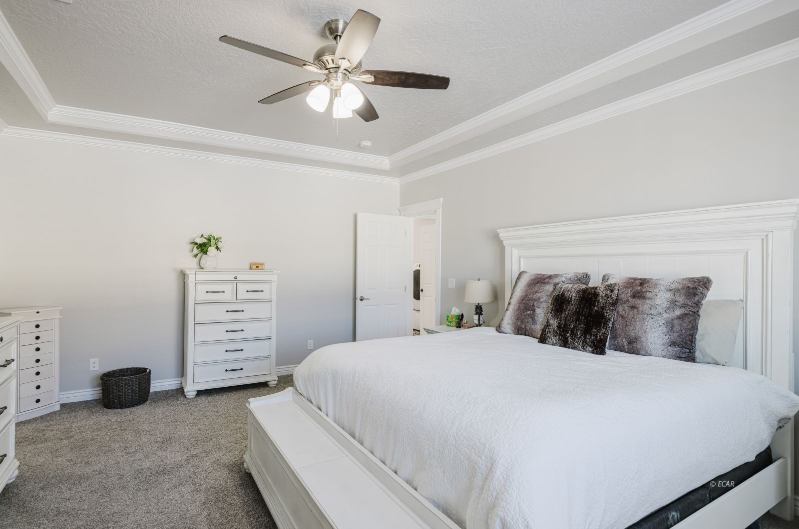 747 Pioneer Way Property Photo 21