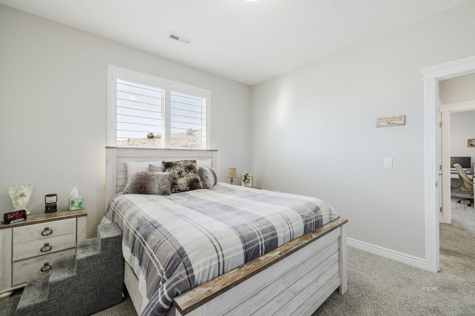 747 Pioneer Way Property Photo 36