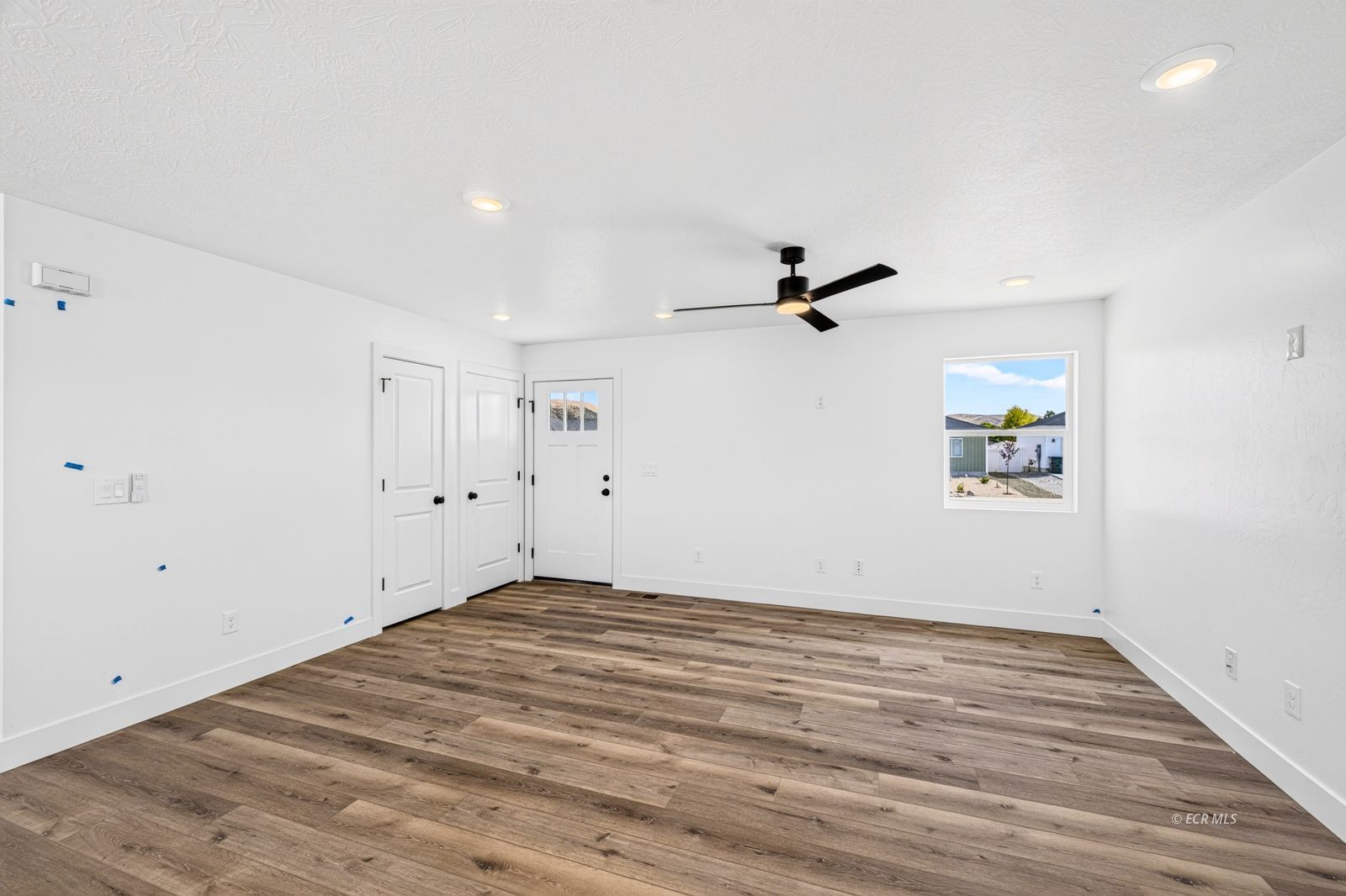 1250 Primrose Lane Property Photo 4
