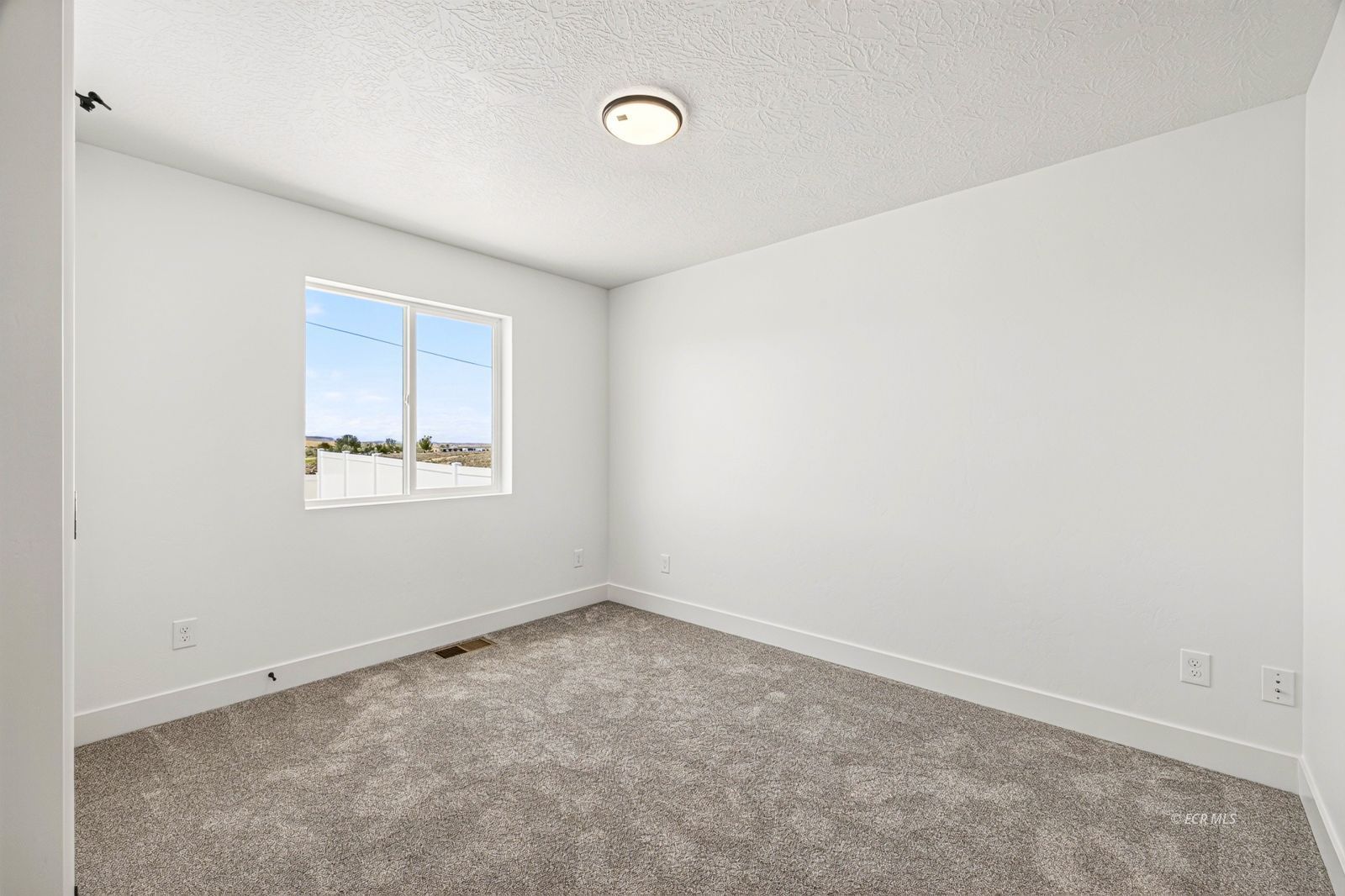 1250 Primrose Lane Property Photo 27