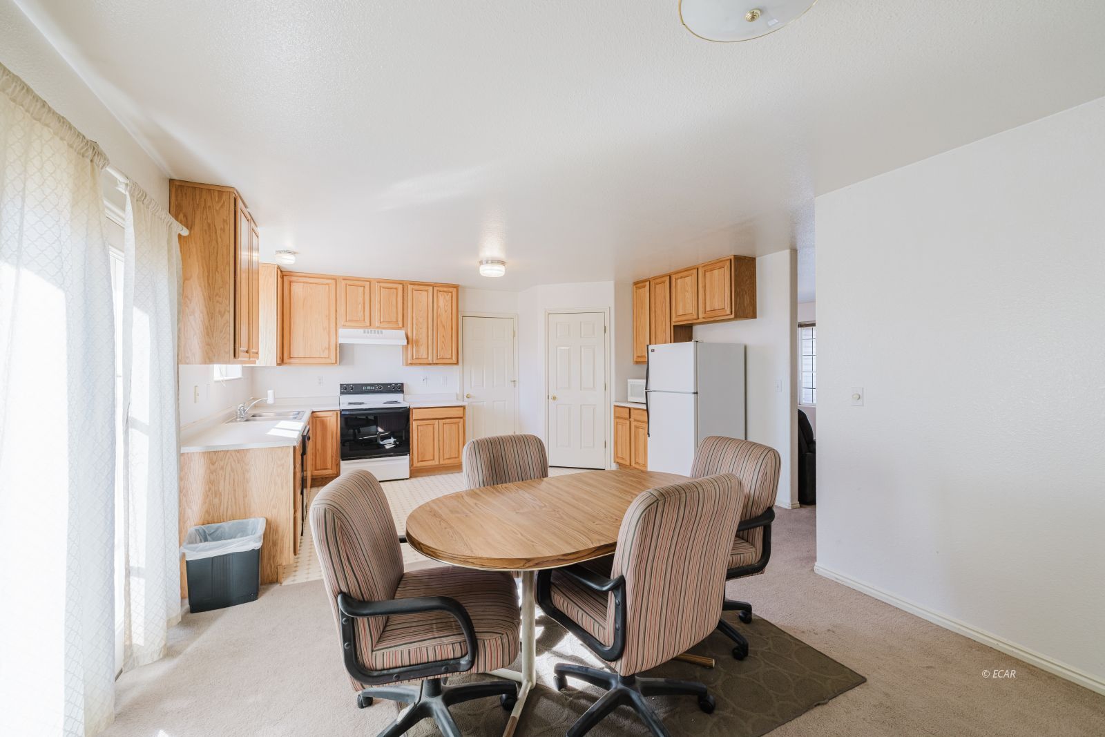 3534 Enfield Avenue Property Photo 8