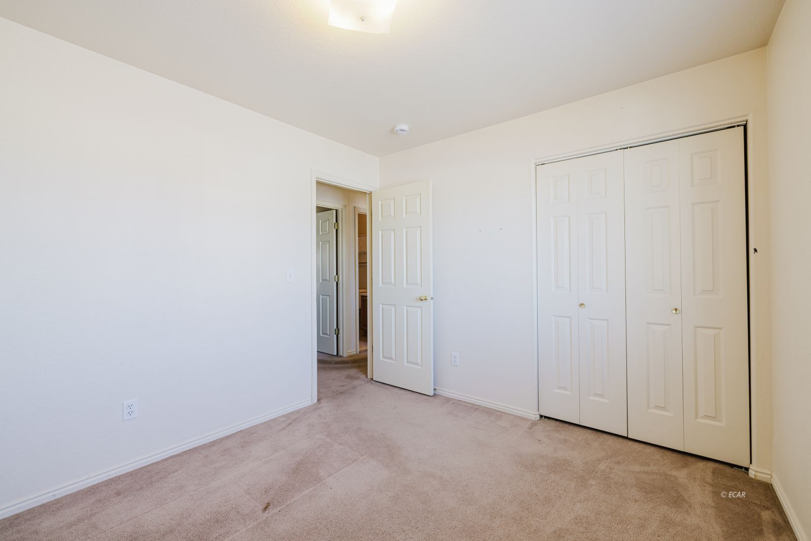 3534 Enfield Avenue Property Photo 18