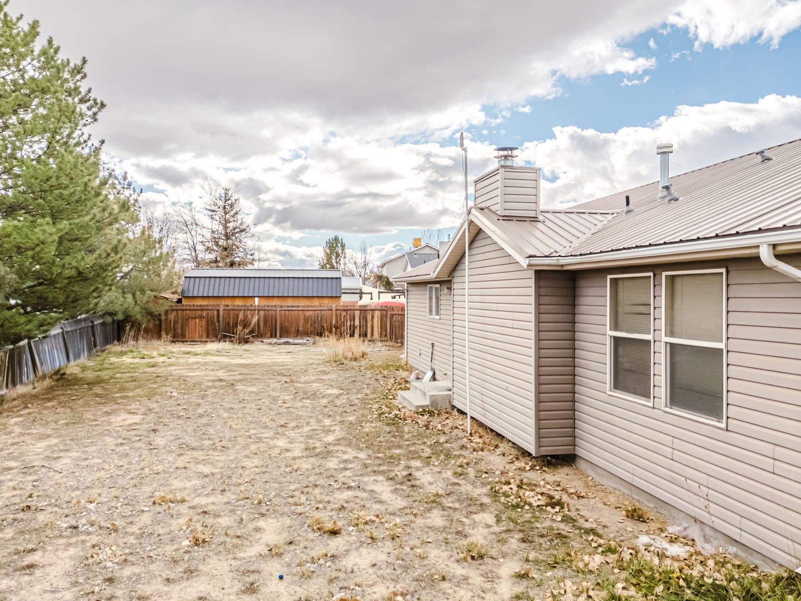 3534 Enfield Avenue Property Photo 30