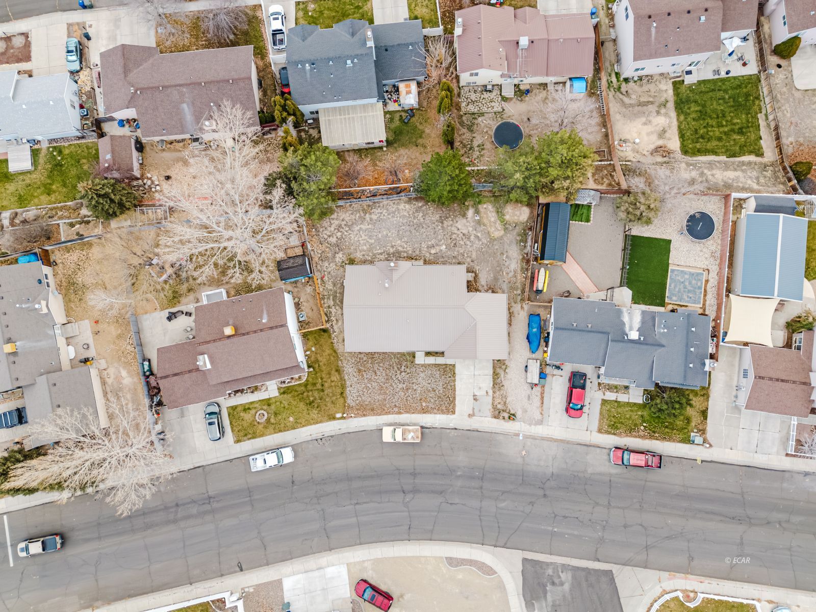 3534 Enfield Avenue Property Photo 33