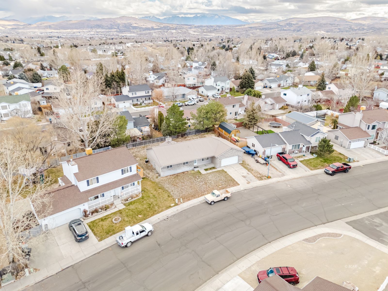 3534 Enfield Avenue Property Photo 35