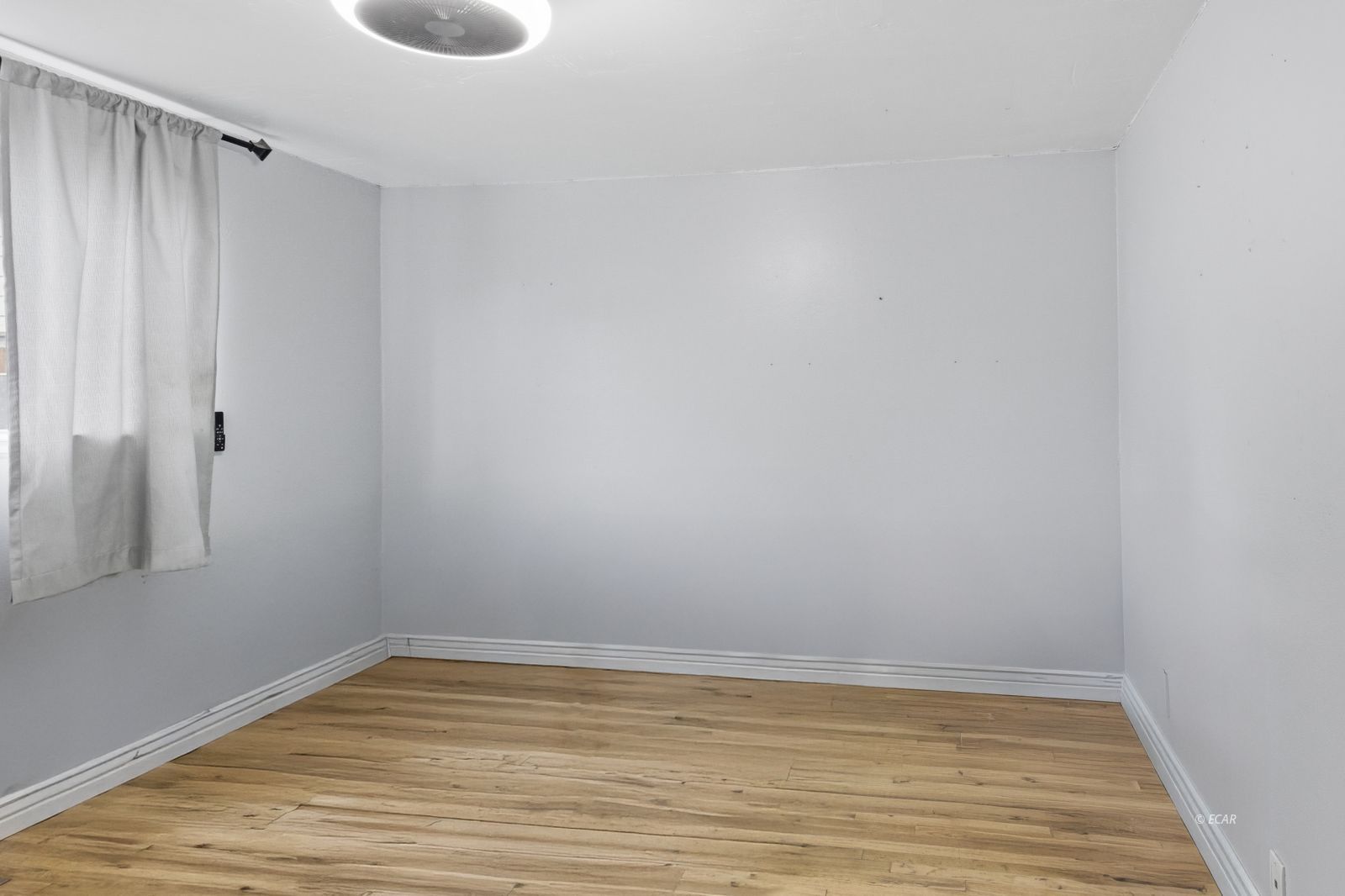 2084 Golf Drive Property Photo 17