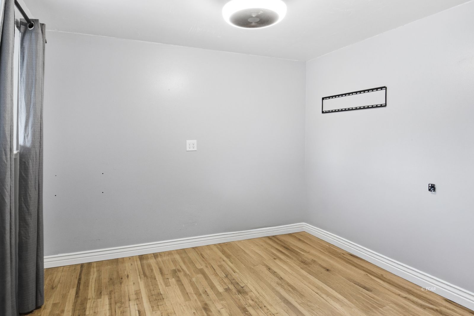 2084 Golf Drive Property Photo 19