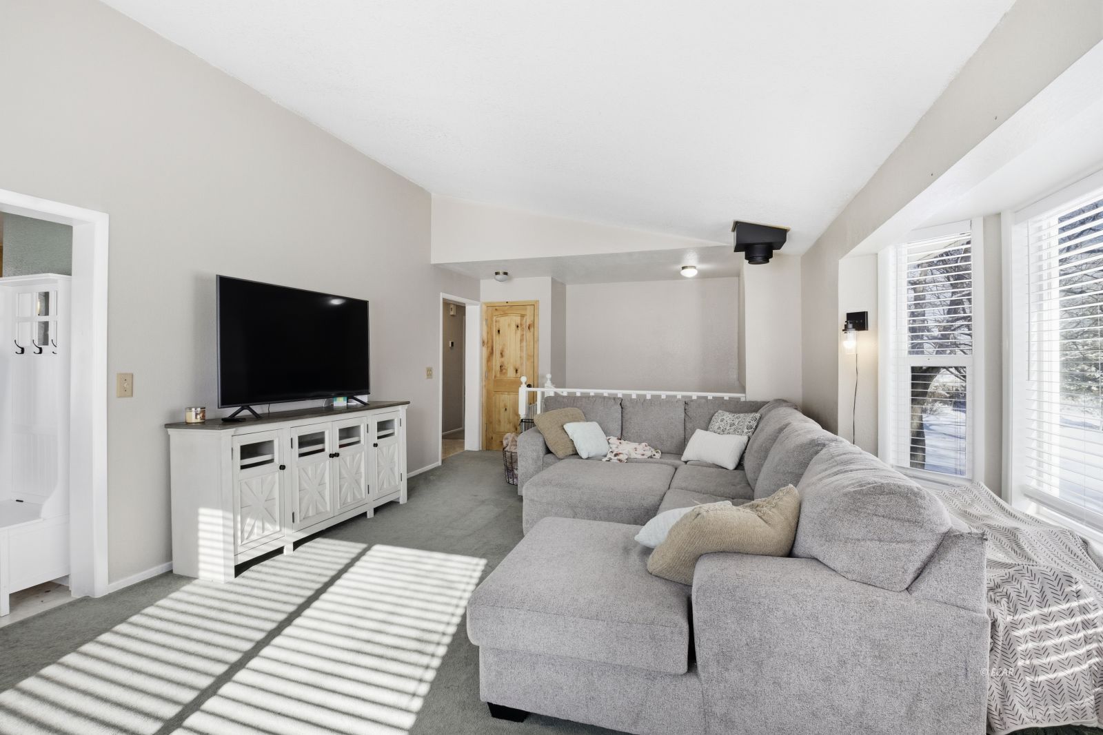 565 Frisco Drive Property Photo 6