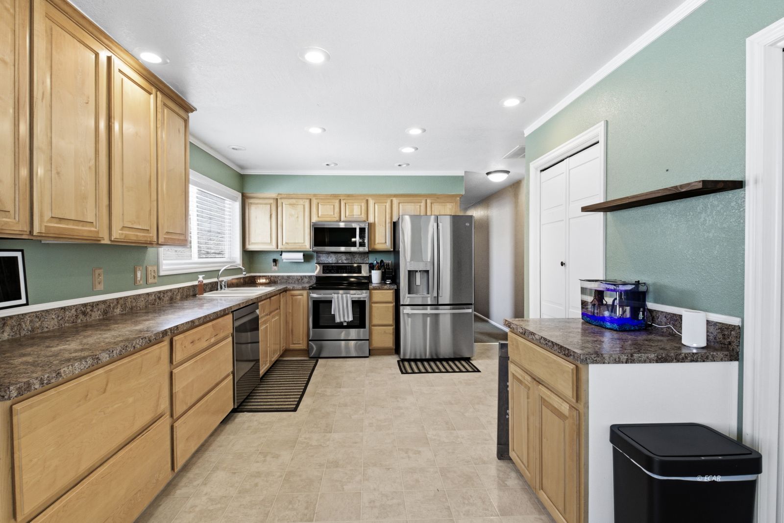 565 Frisco Drive Property Photo 10