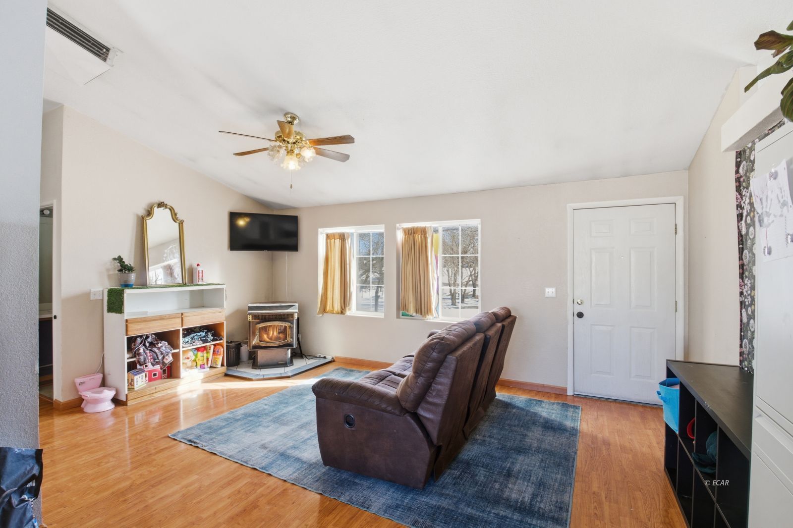 902 Spring Valley Parkway Property Photo 6