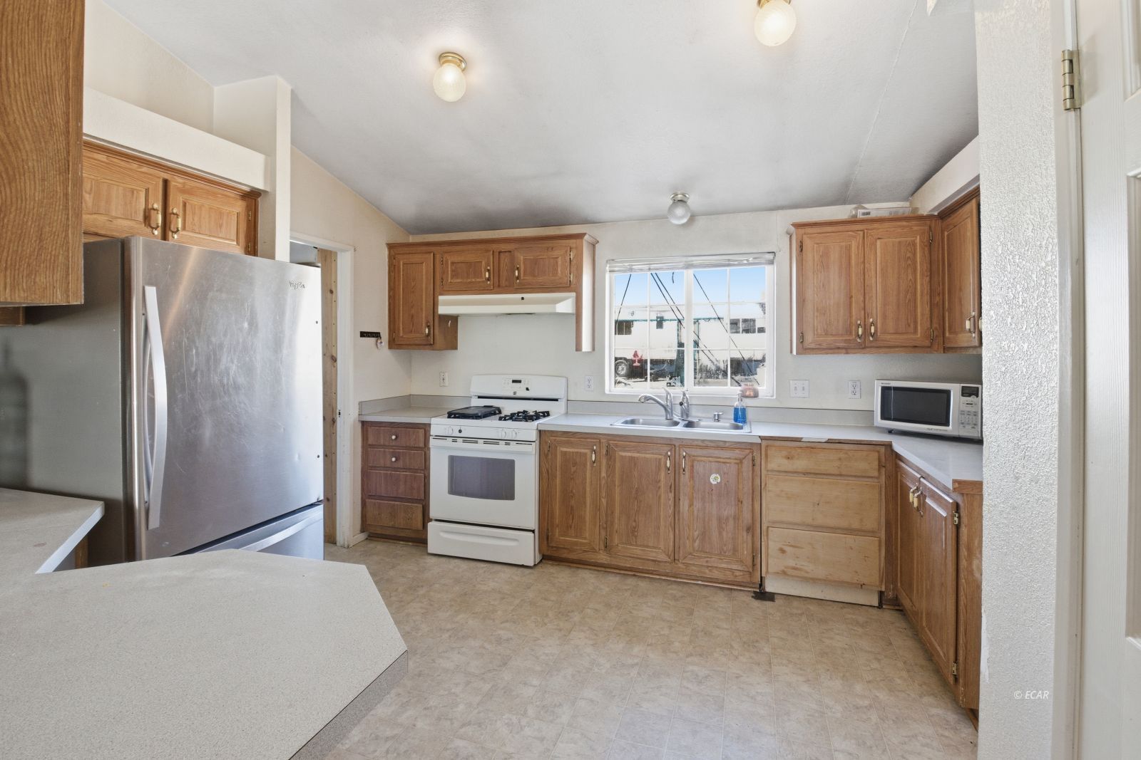 902 Spring Valley Parkway Property Photo 10