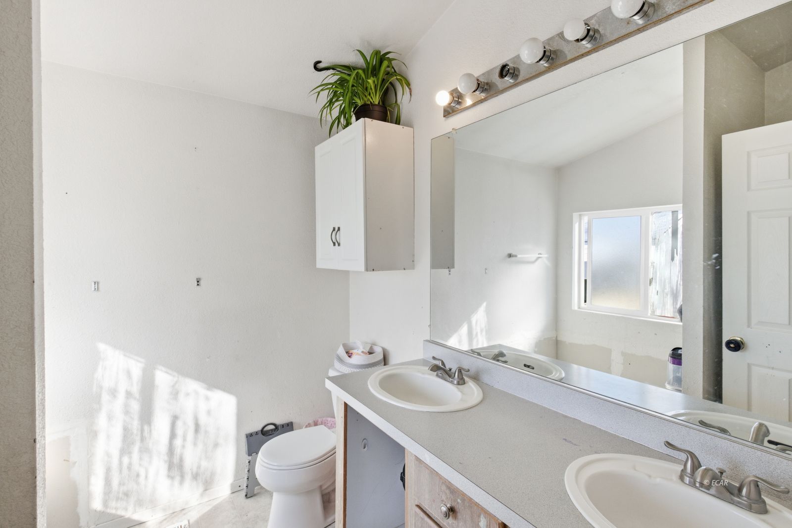 902 Spring Valley Parkway Property Photo 13