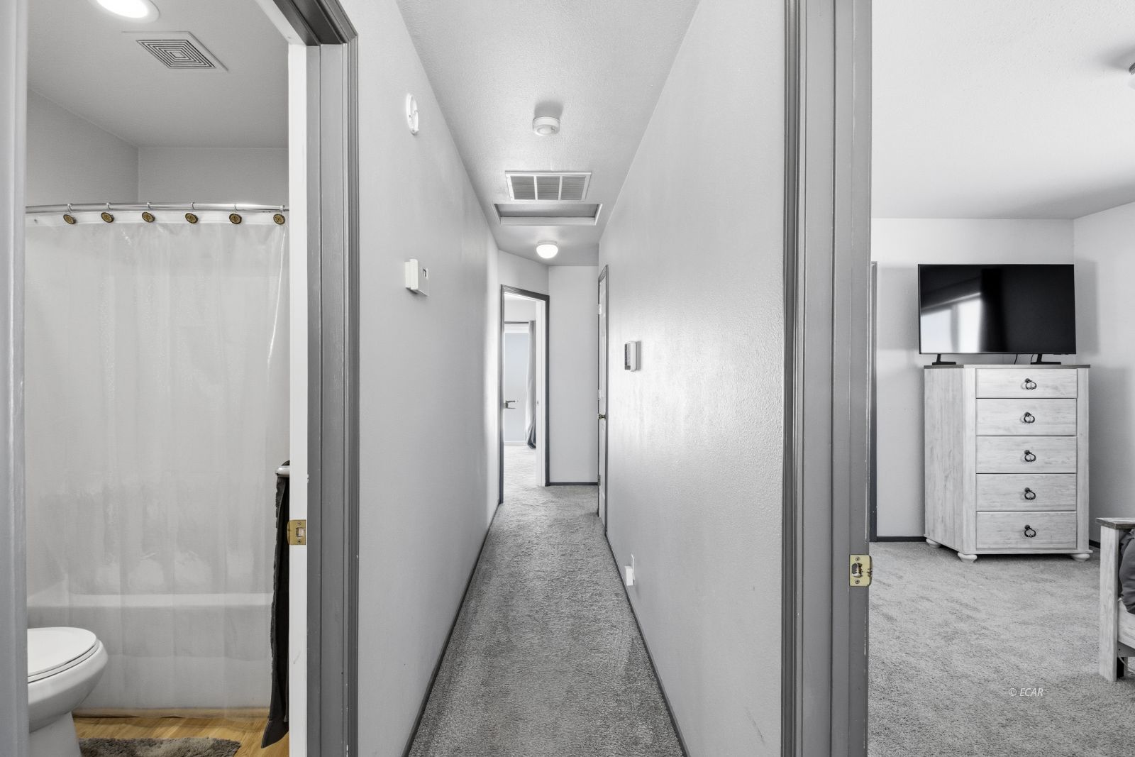 310 Oakmont Drive Property Photo 14