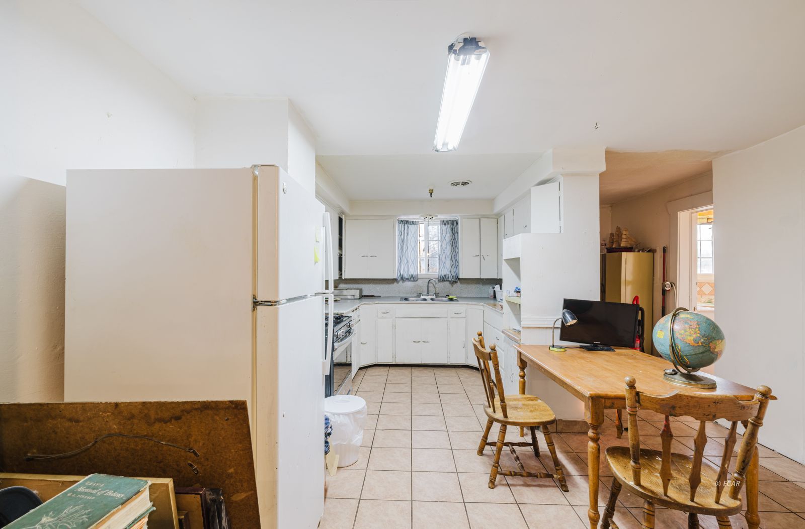 609 Main Street Property Photo 11