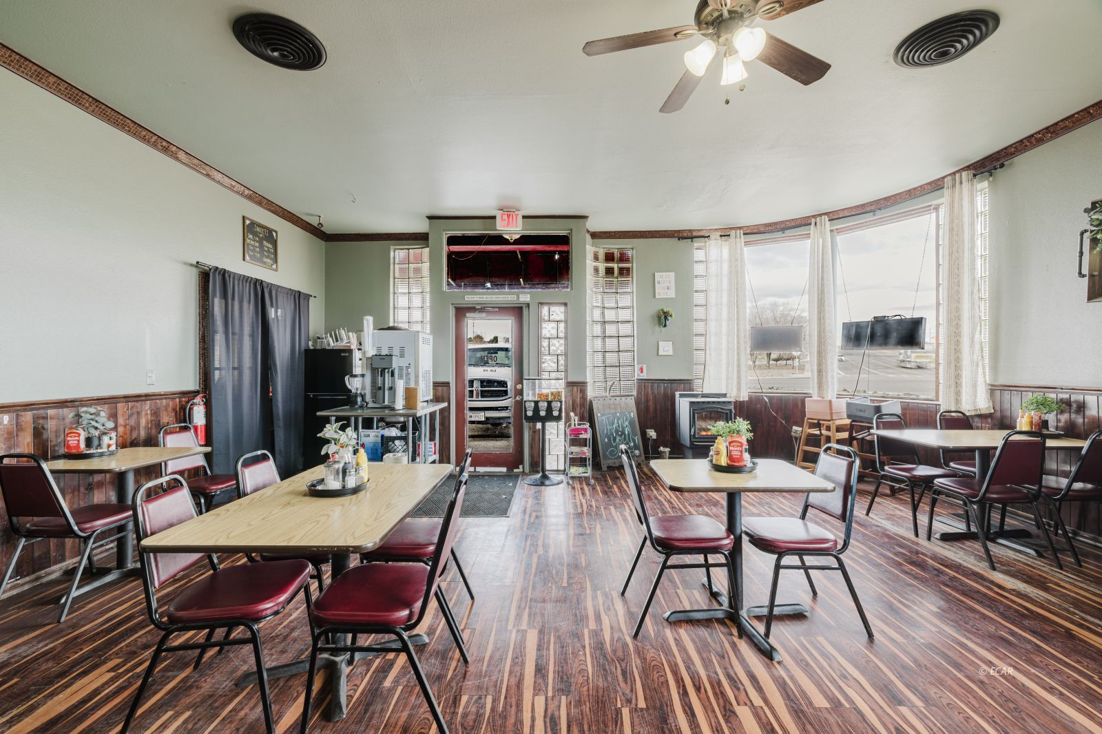 915 Chestnut Street Property Photo 10