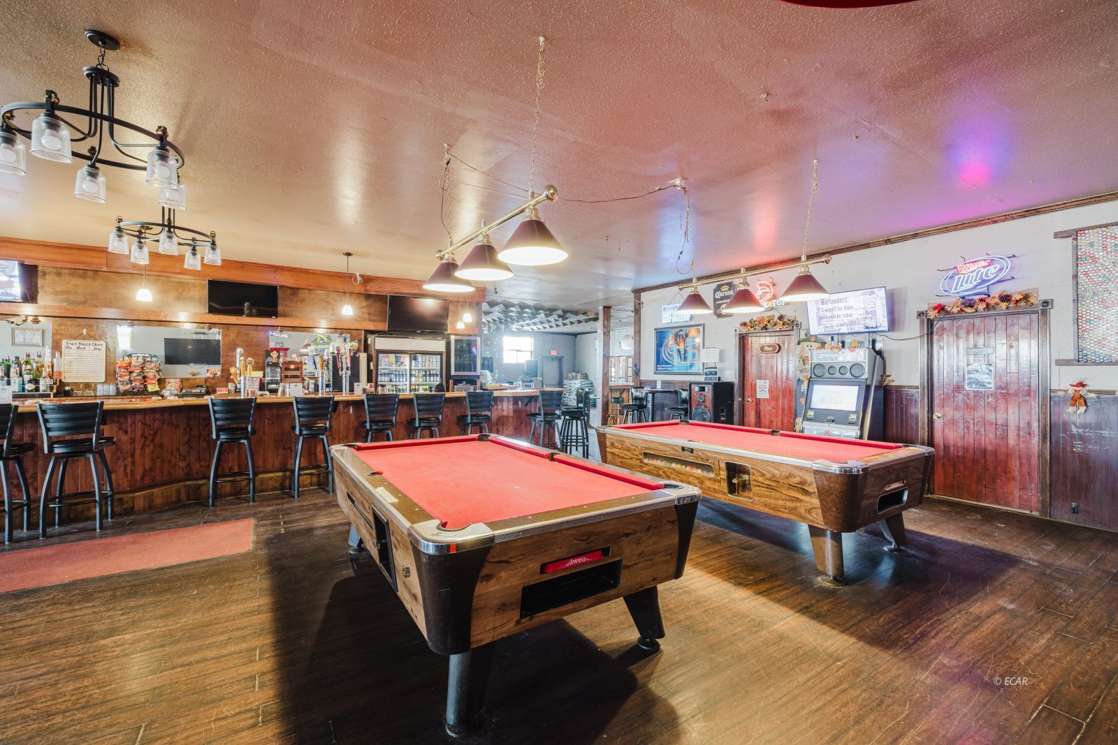 915 Chestnut Street Property Photo 24