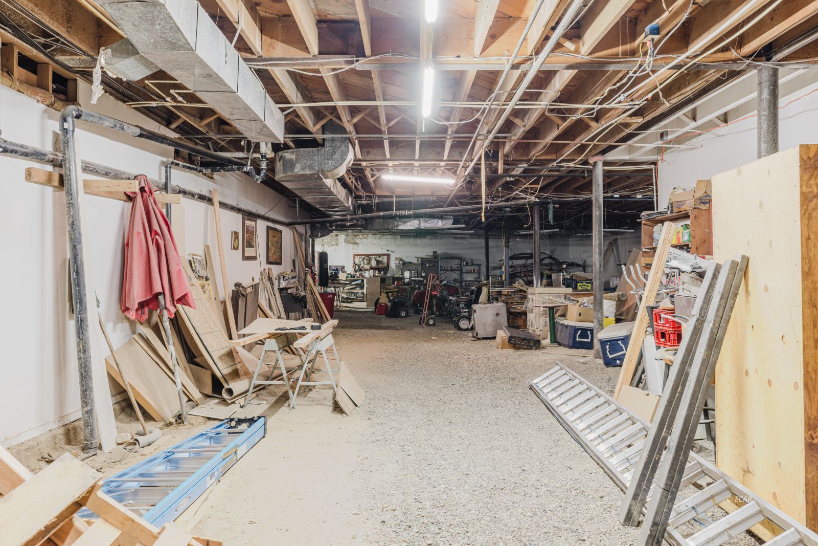 915 Chestnut Street Property Photo 25