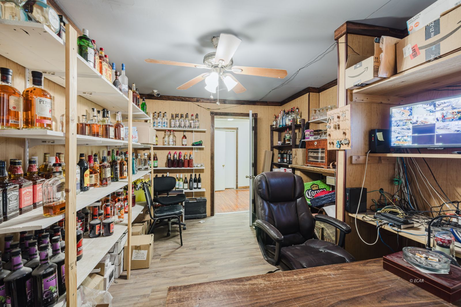 915 Chestnut Street Property Photo 39