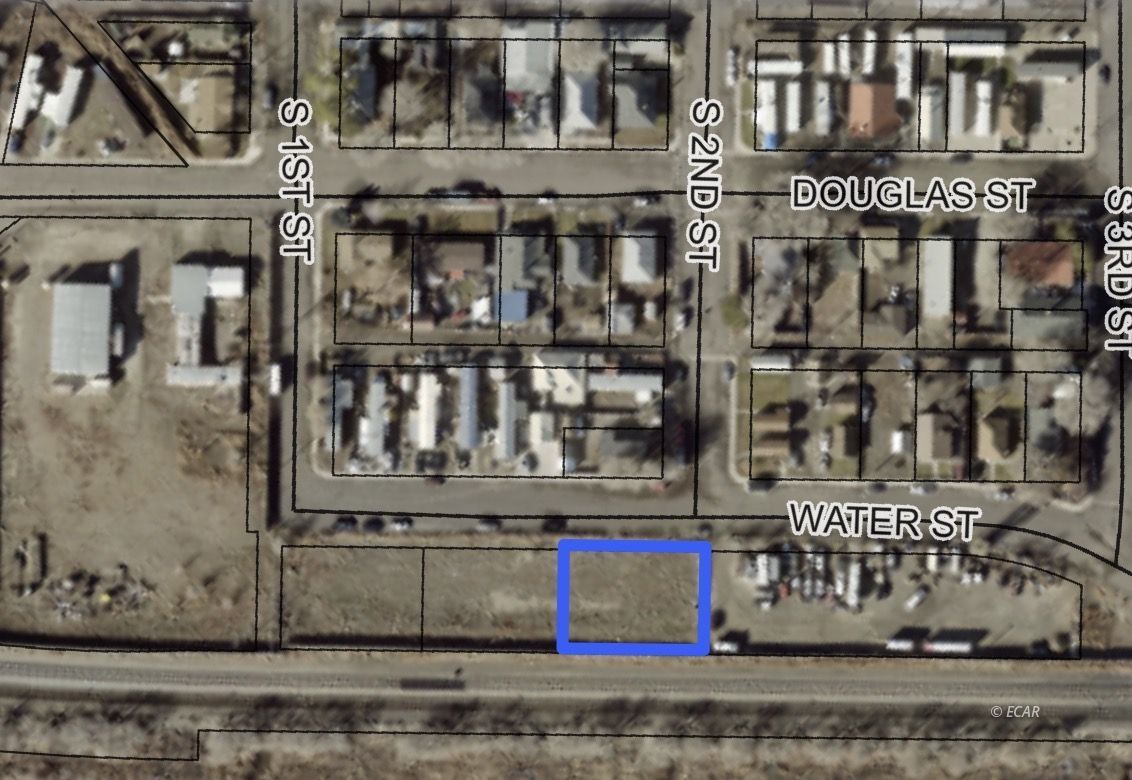 240 Water Street Property Photo 1