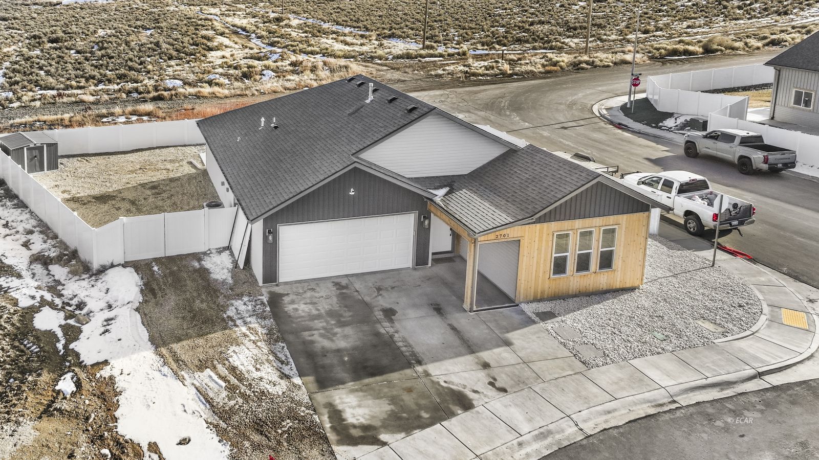 2701 Quartz Drive Property Photo 5