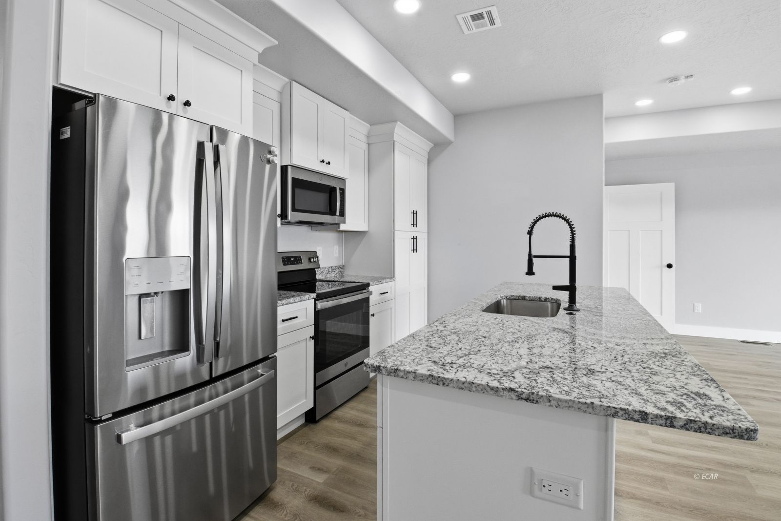 2701 Quartz Drive Property Photo 14