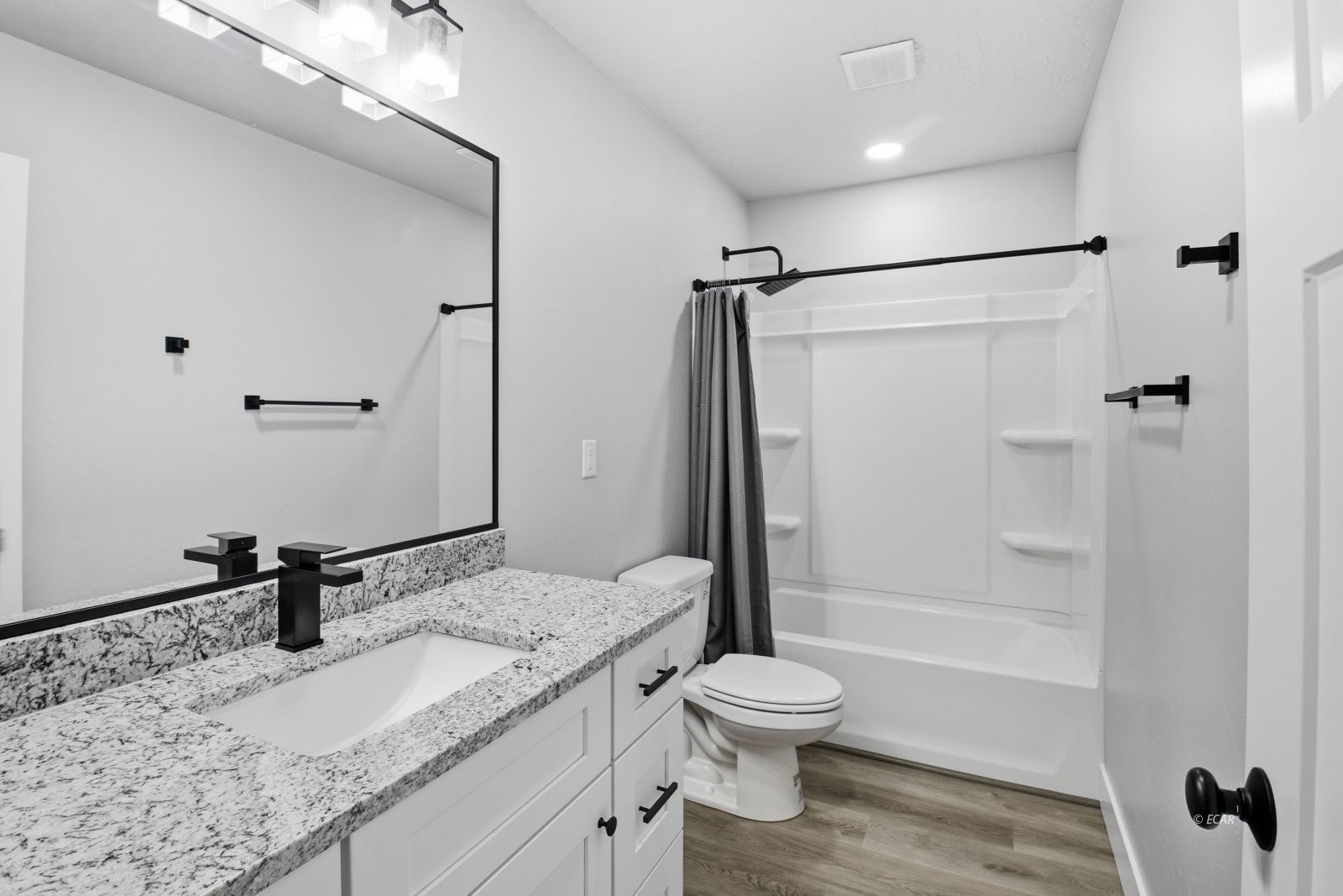 2701 Quartz Drive Property Photo 20