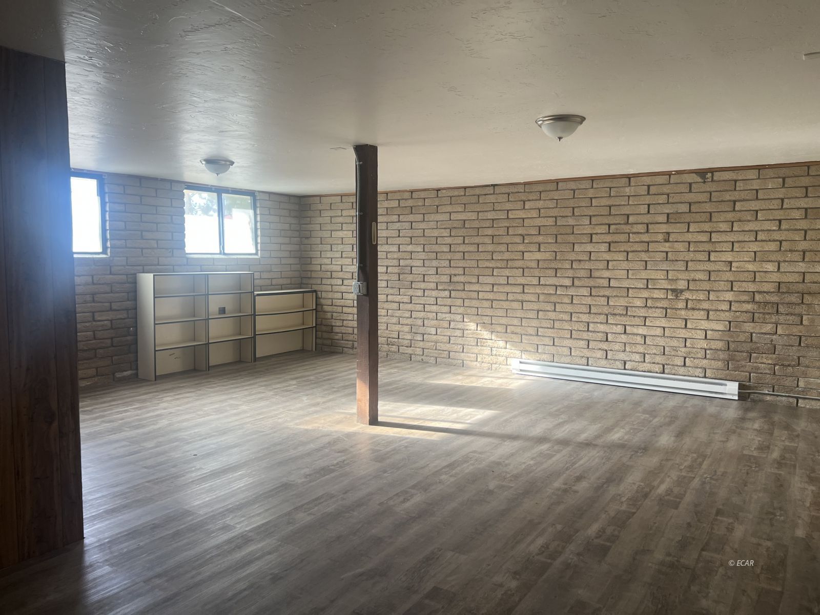 890 6th Street Property Photo 9