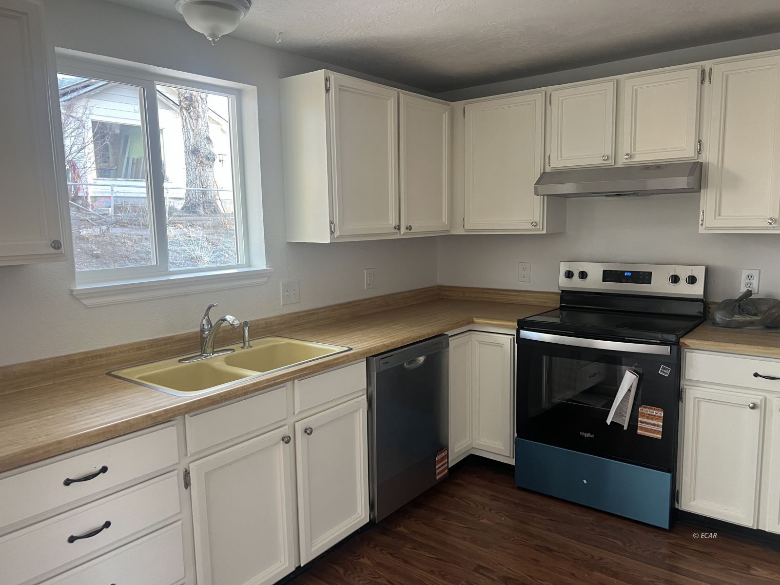 890 6th Street Property Photo 19