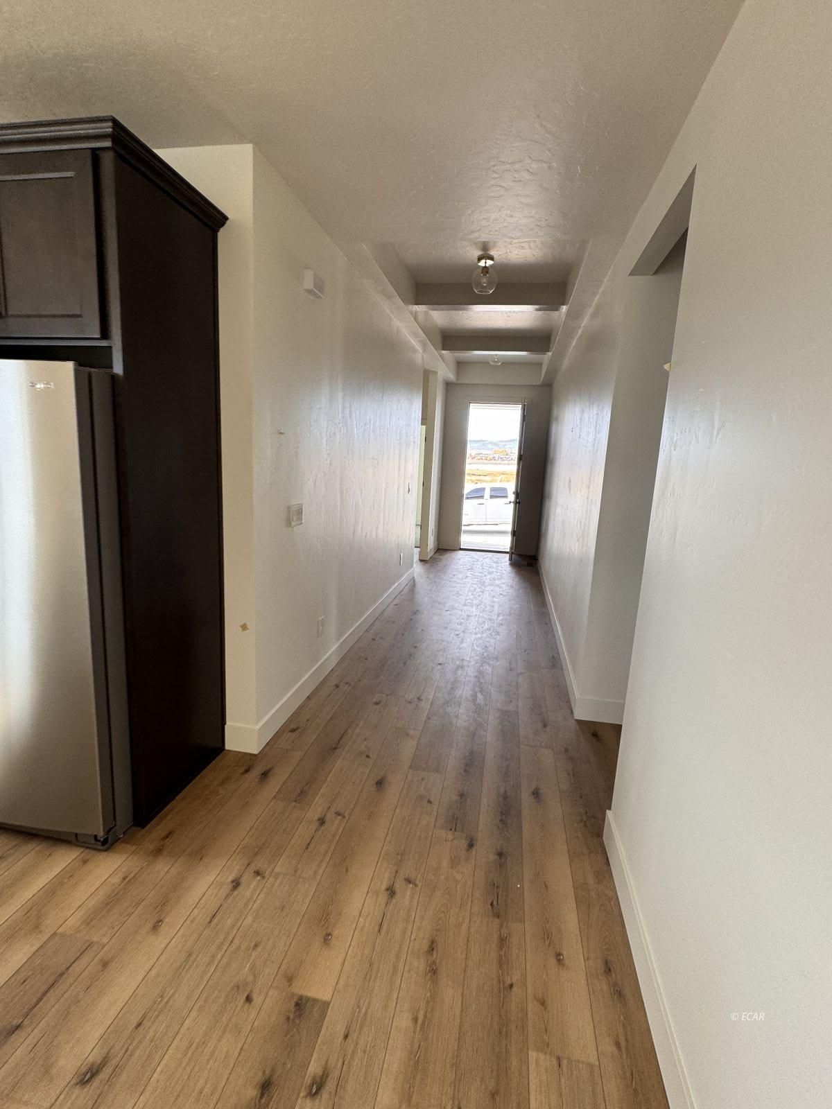 2943 Eleanor Court Property Photo 3