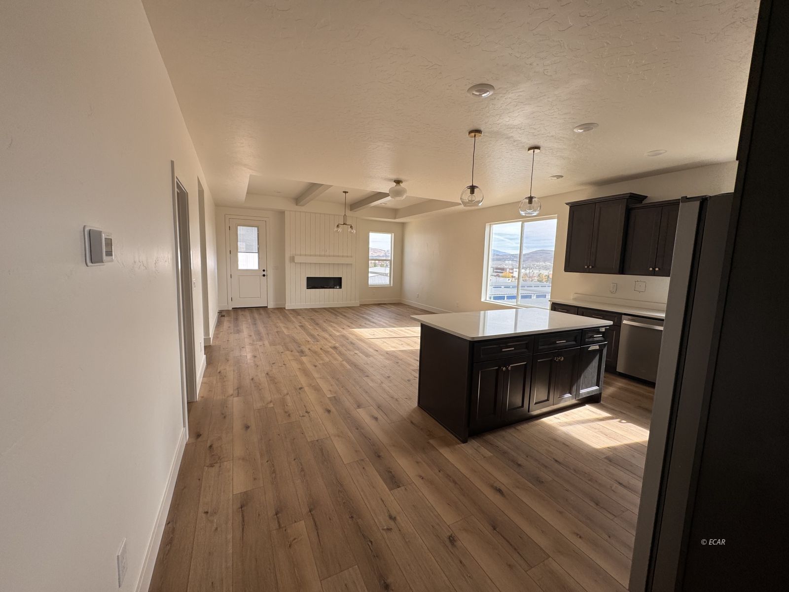 2943 Eleanor Court Property Photo 4