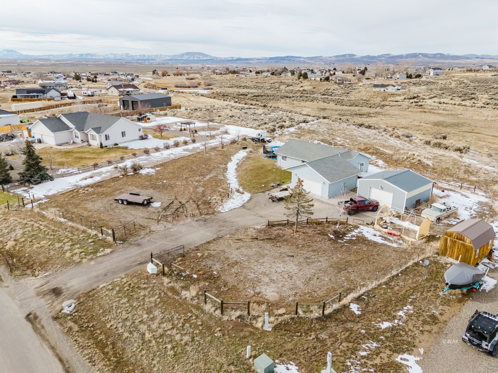 451 White Oak Drive Property Photo 2