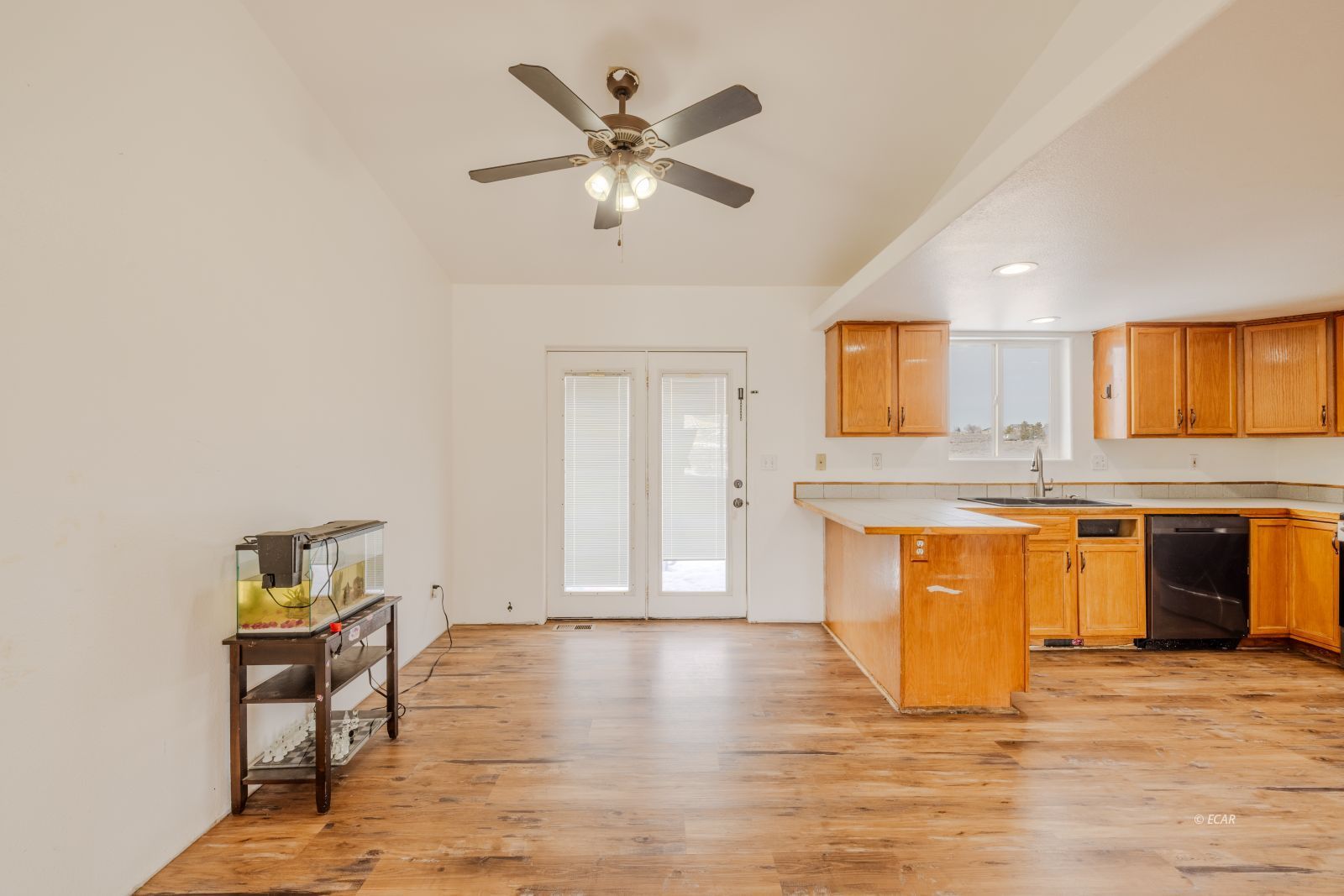 451 White Oak Drive Property Photo 7