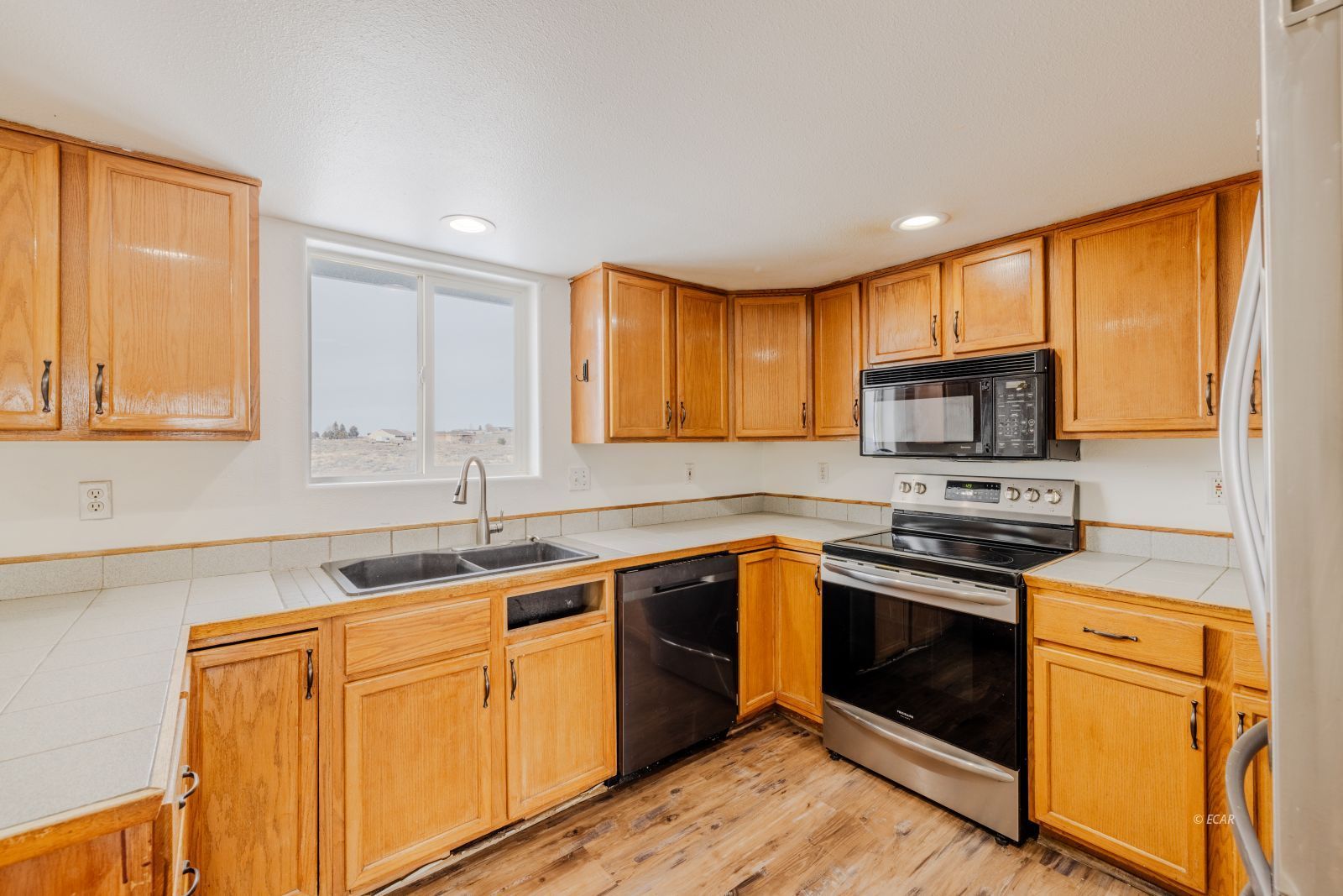 451 White Oak Drive Property Photo 12