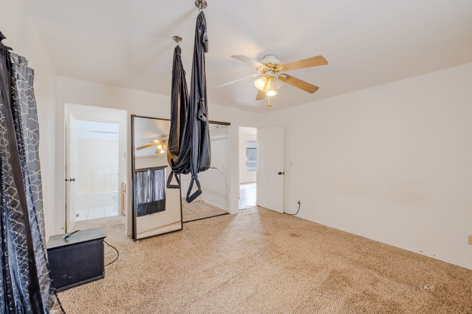 451 White Oak Drive Property Photo 16