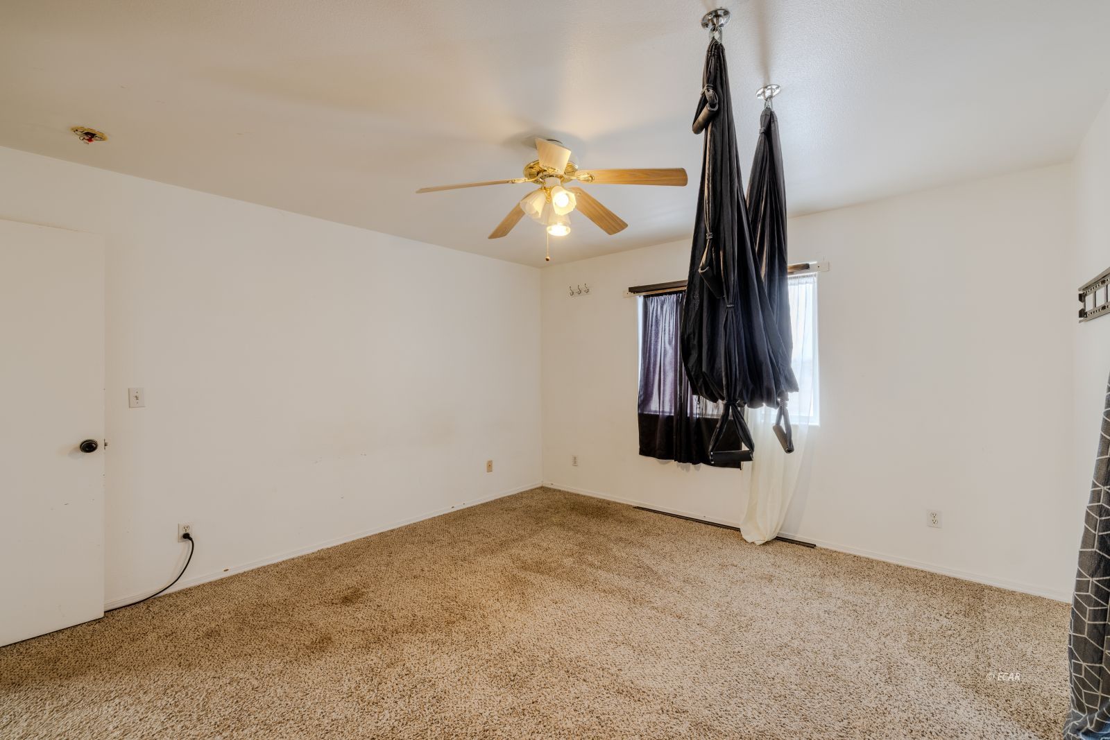 451 White Oak Drive Property Photo 17