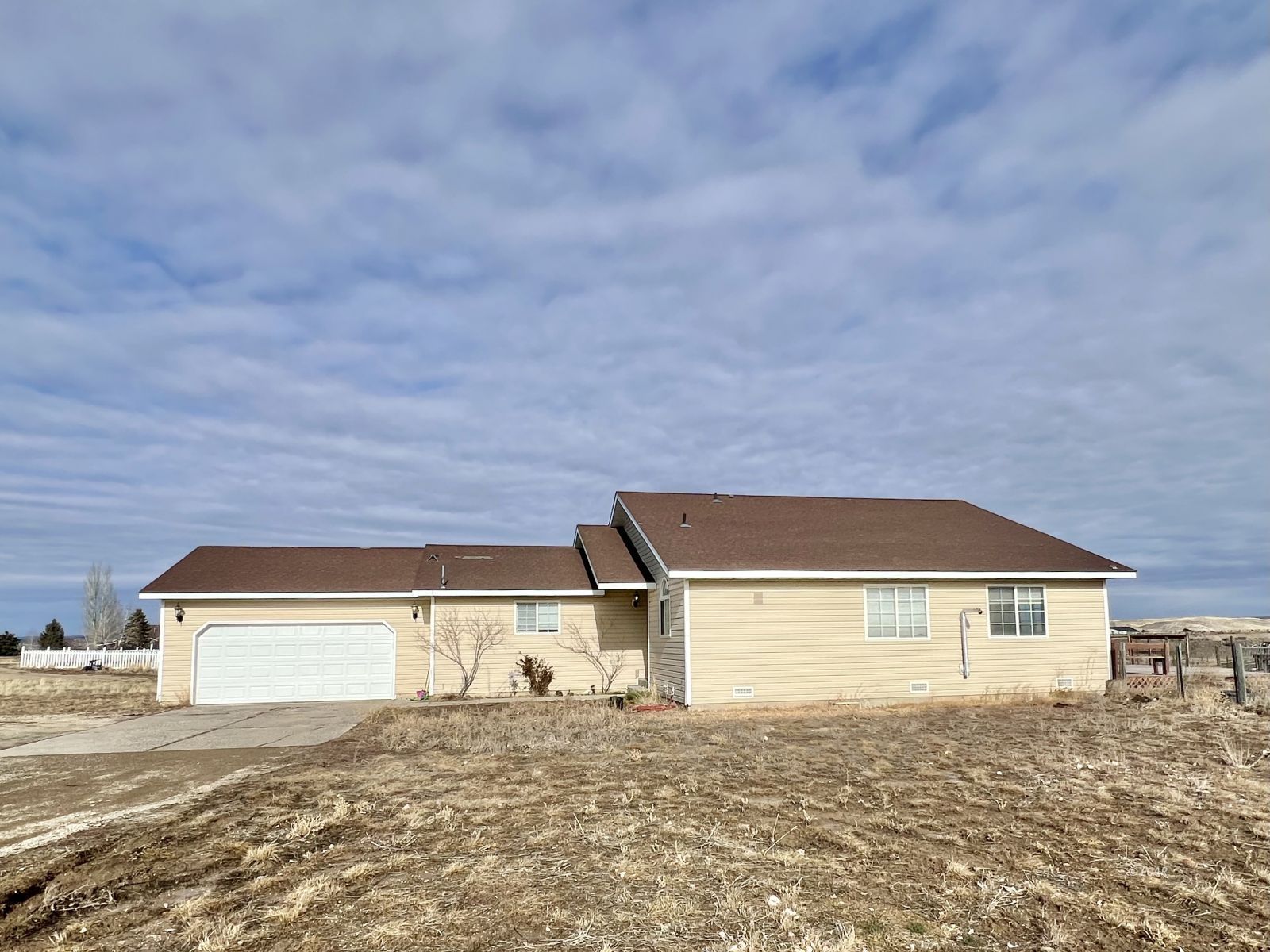 262 Glenvista Drive Property Photo 5