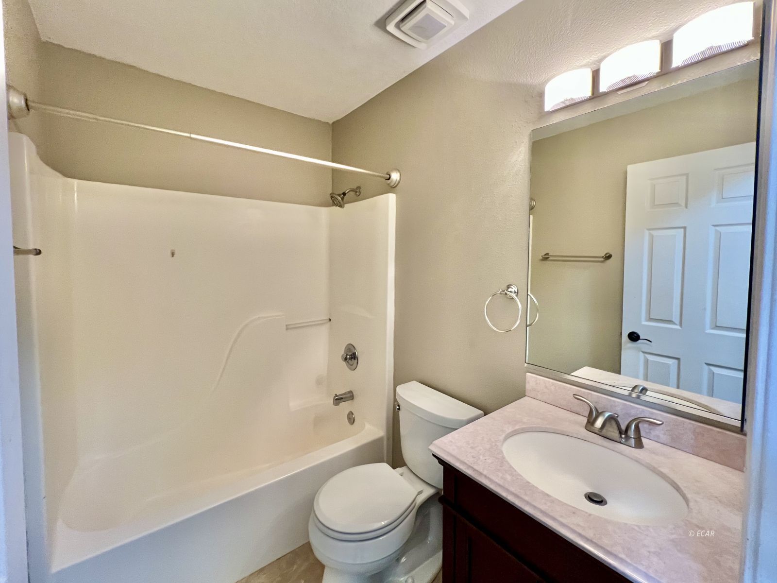 262 Glenvista Drive Property Photo 14