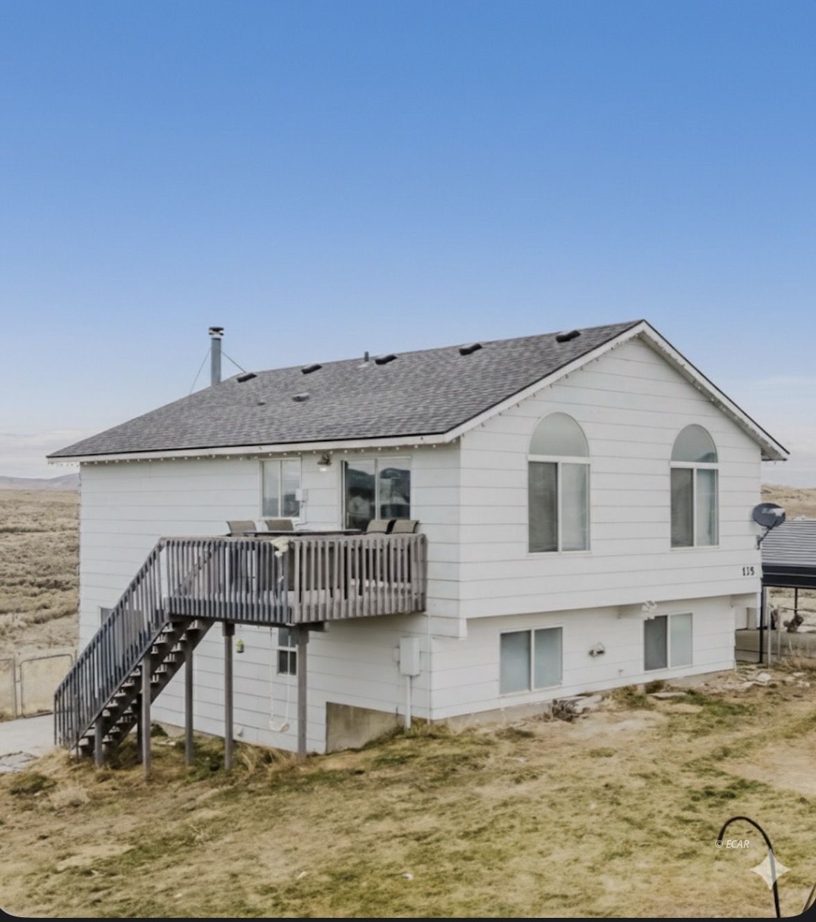 135 Glenvista Drive Property Photo 2