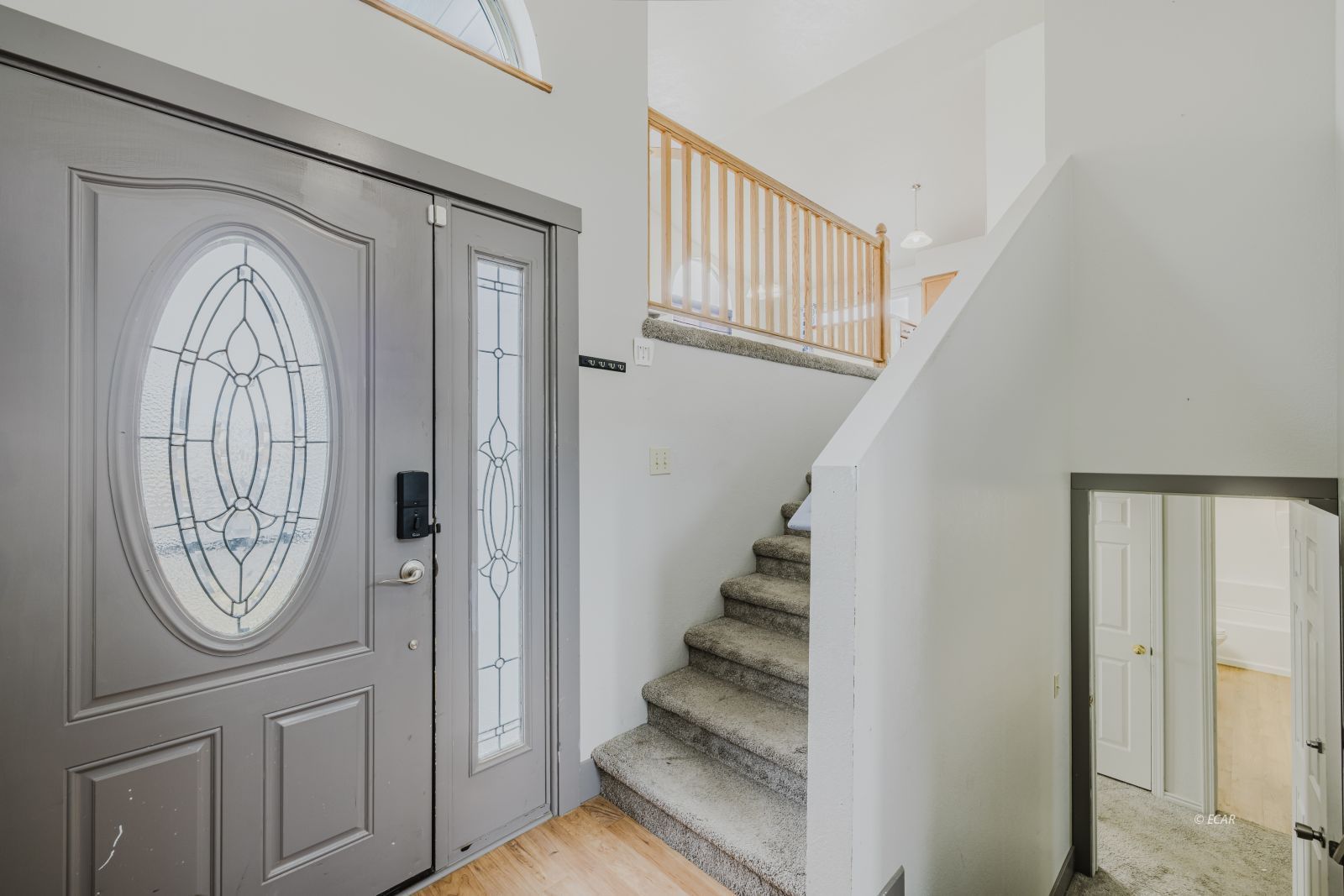 135 Glenvista Drive Property Photo 4