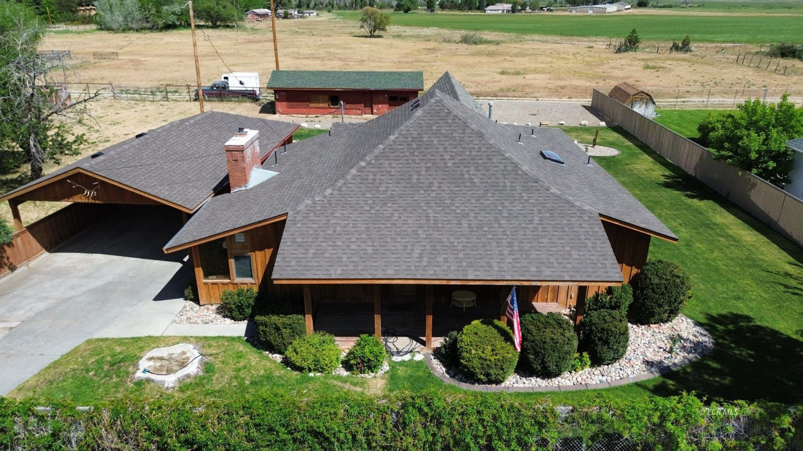 688 Lamoille Road Property Photo 1