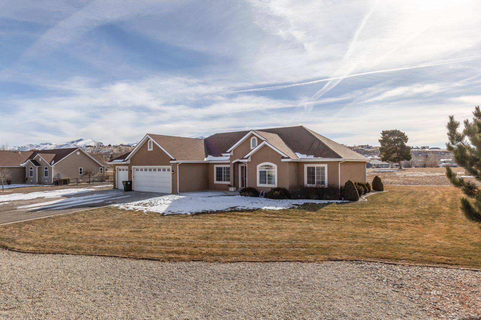 210 Northglen Drive Property Photo 6