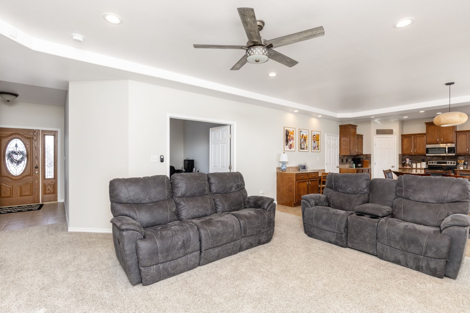 210 Northglen Drive Property Photo 12