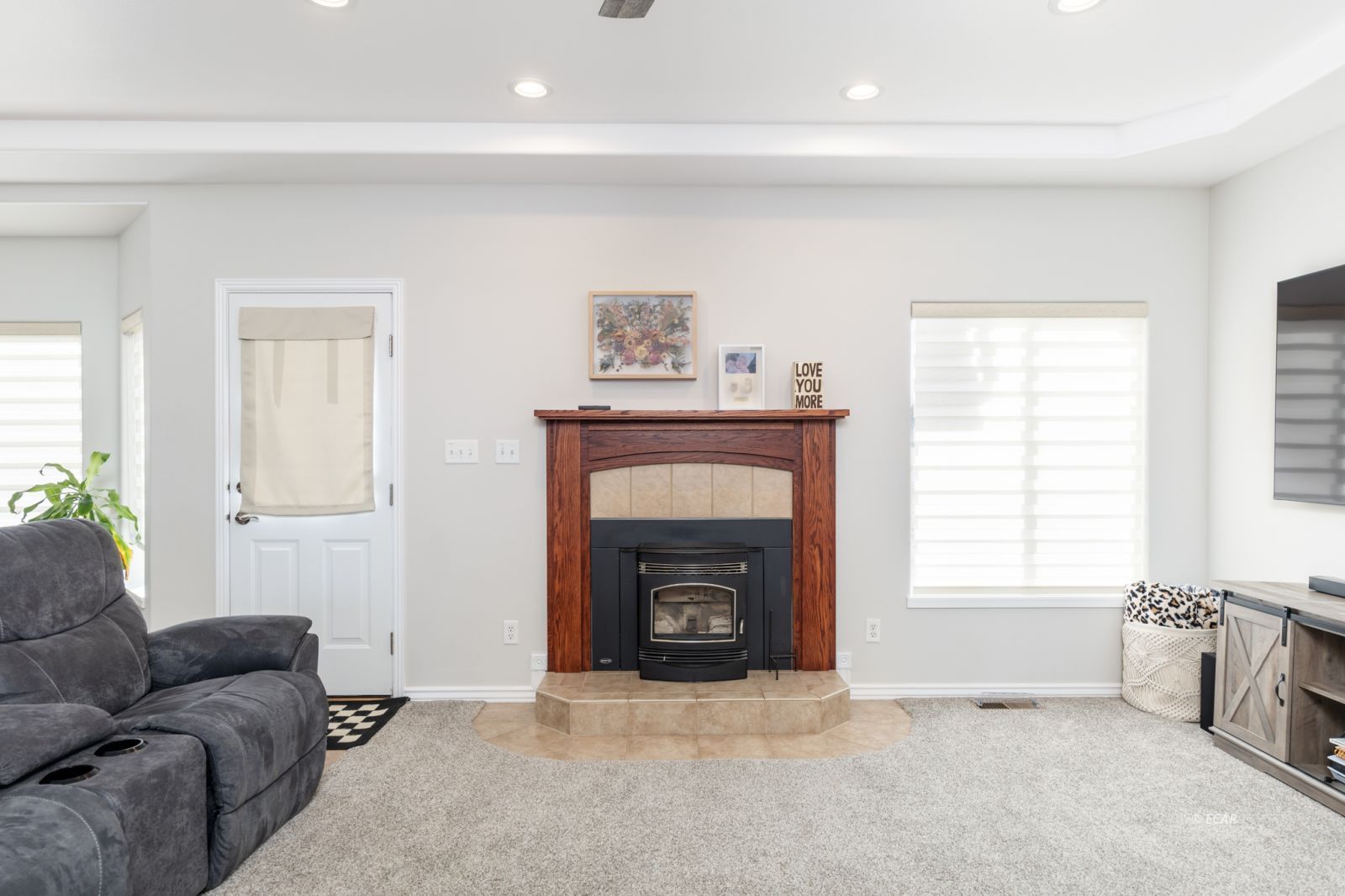 210 Northglen Drive Property Photo 13