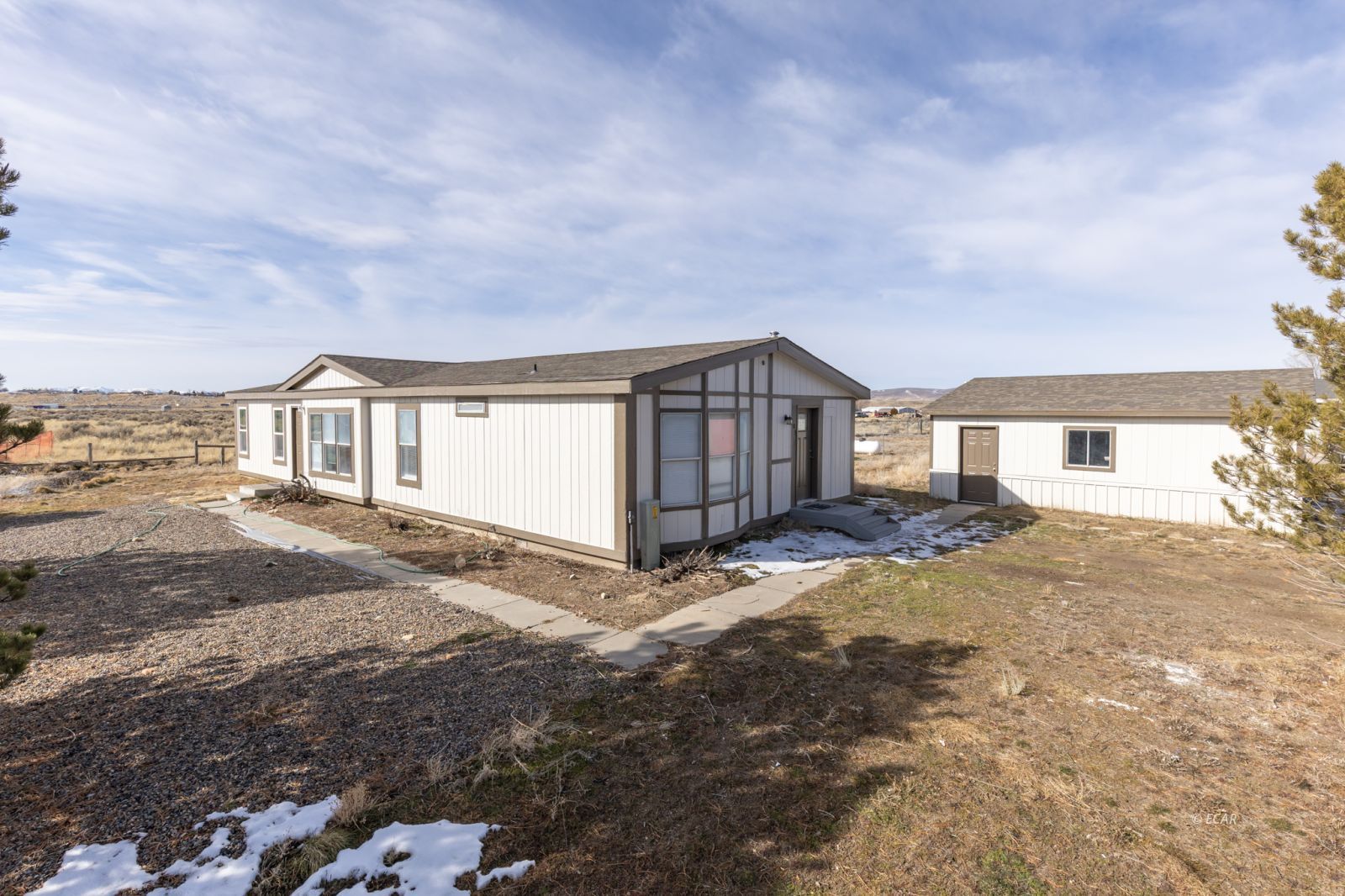 105 Brentwood Dr Property Photo 1